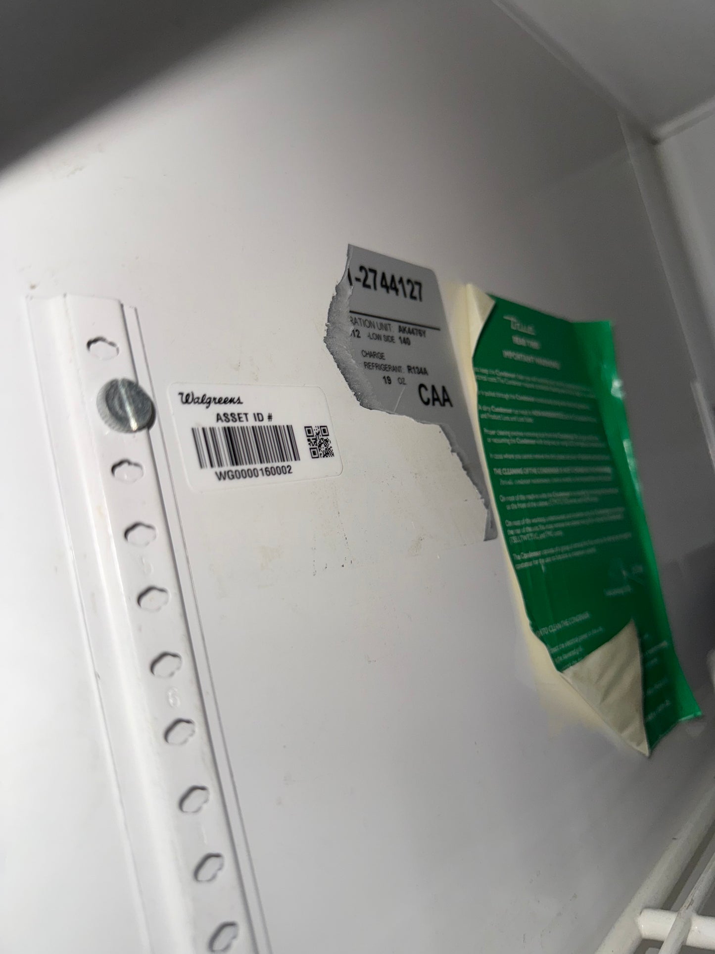 True GDM-72 3 Door Glass Commercial Merchandiser Refrigerator