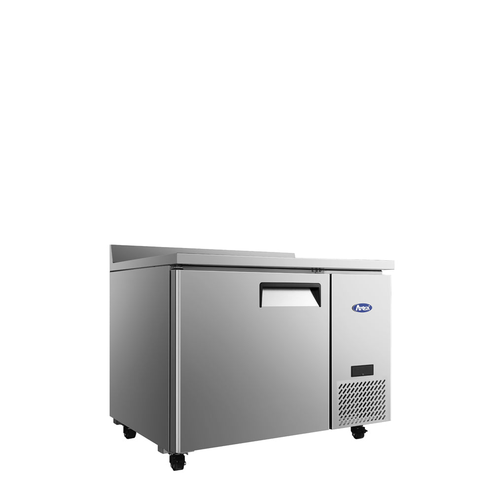 Atosa MGF44GR &#8211; Side Mount Worktop Refrigerator