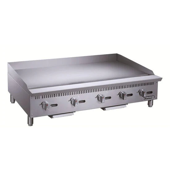 Dukers DCGM60 60 in. W Griddle with 5 Burners